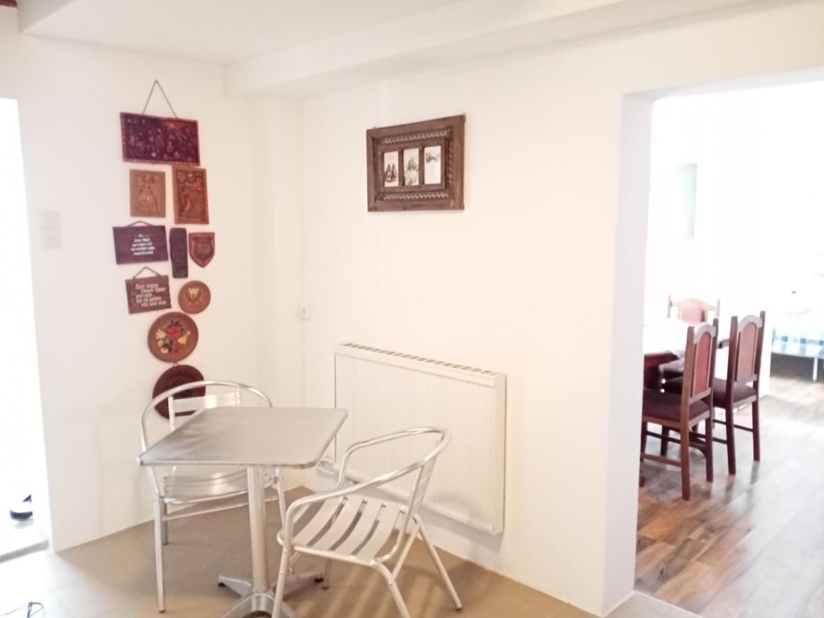 Vila Fortuna Romantik Apartment ลัคเคินฮอฟ ภายนอก รูปภาพ
